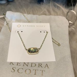 Gold Kendra Scott Necklace